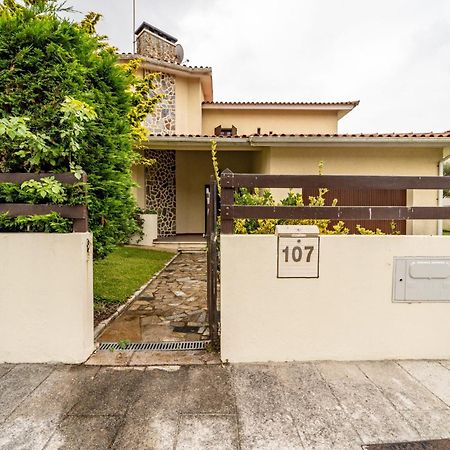 Amorosa Villa, 500M From The Beach By House And People Esterno foto