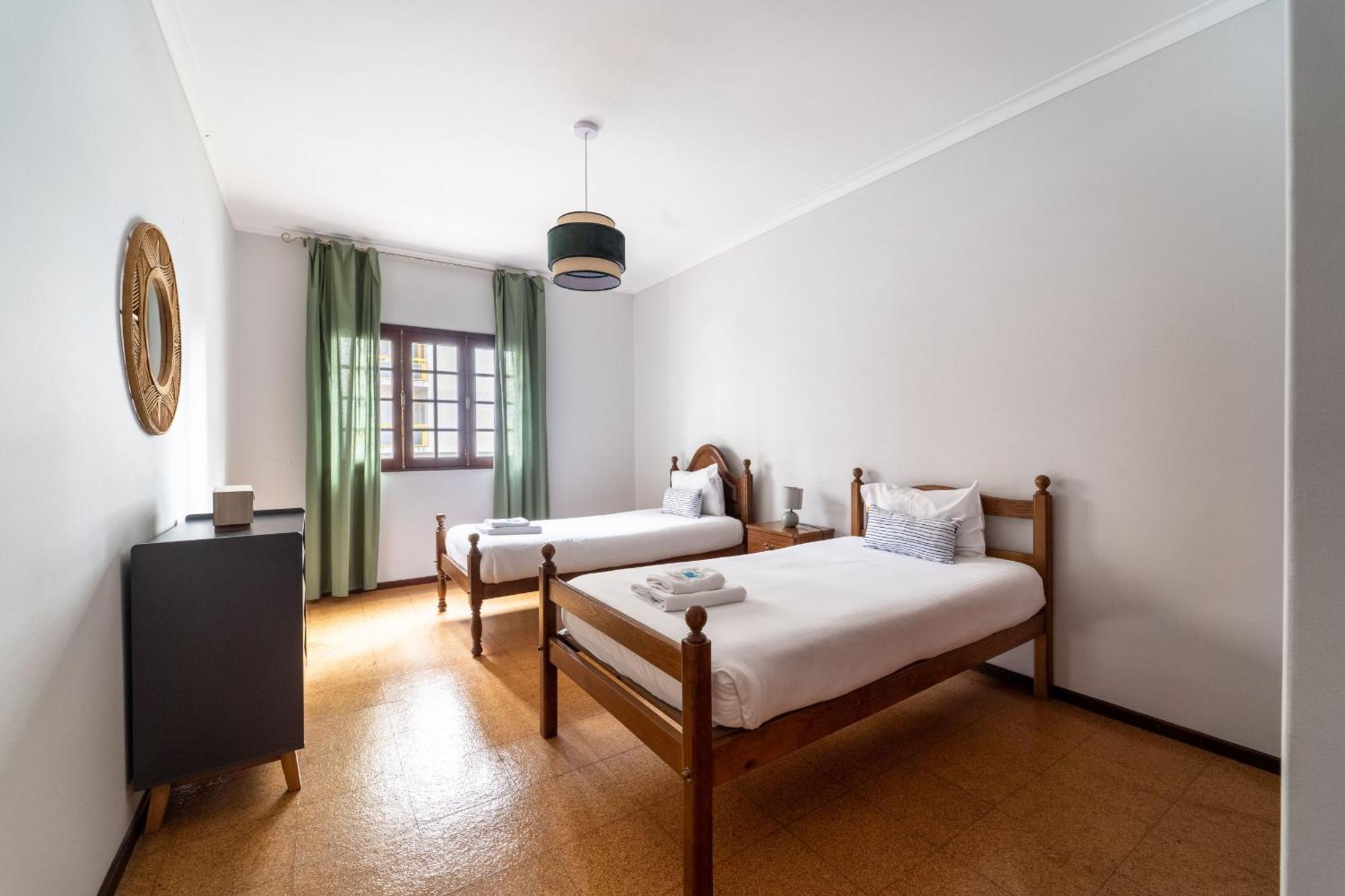 Amorosa Villa, 500M From The Beach By House And People Esterno foto