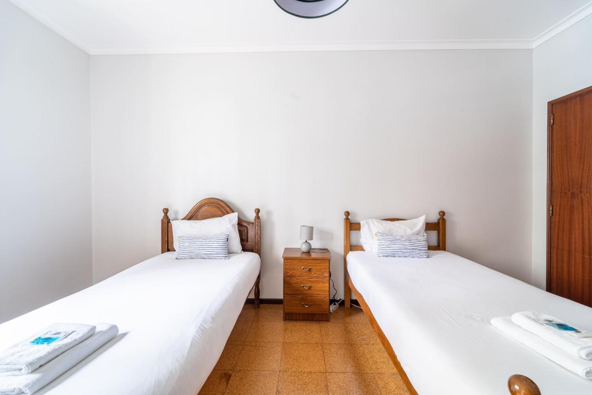 Amorosa Villa, 500M From The Beach By House And People Esterno foto