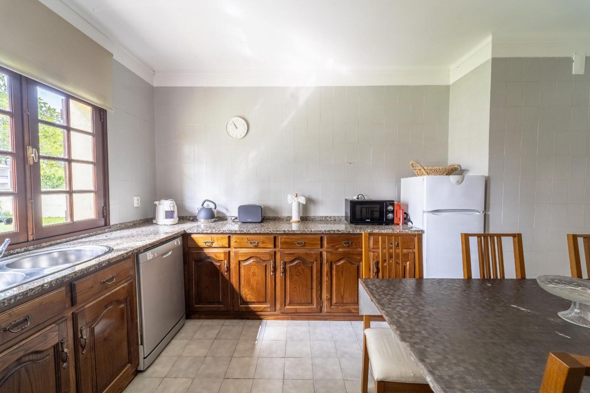 Amorosa Villa, 500M From The Beach By House And People Esterno foto