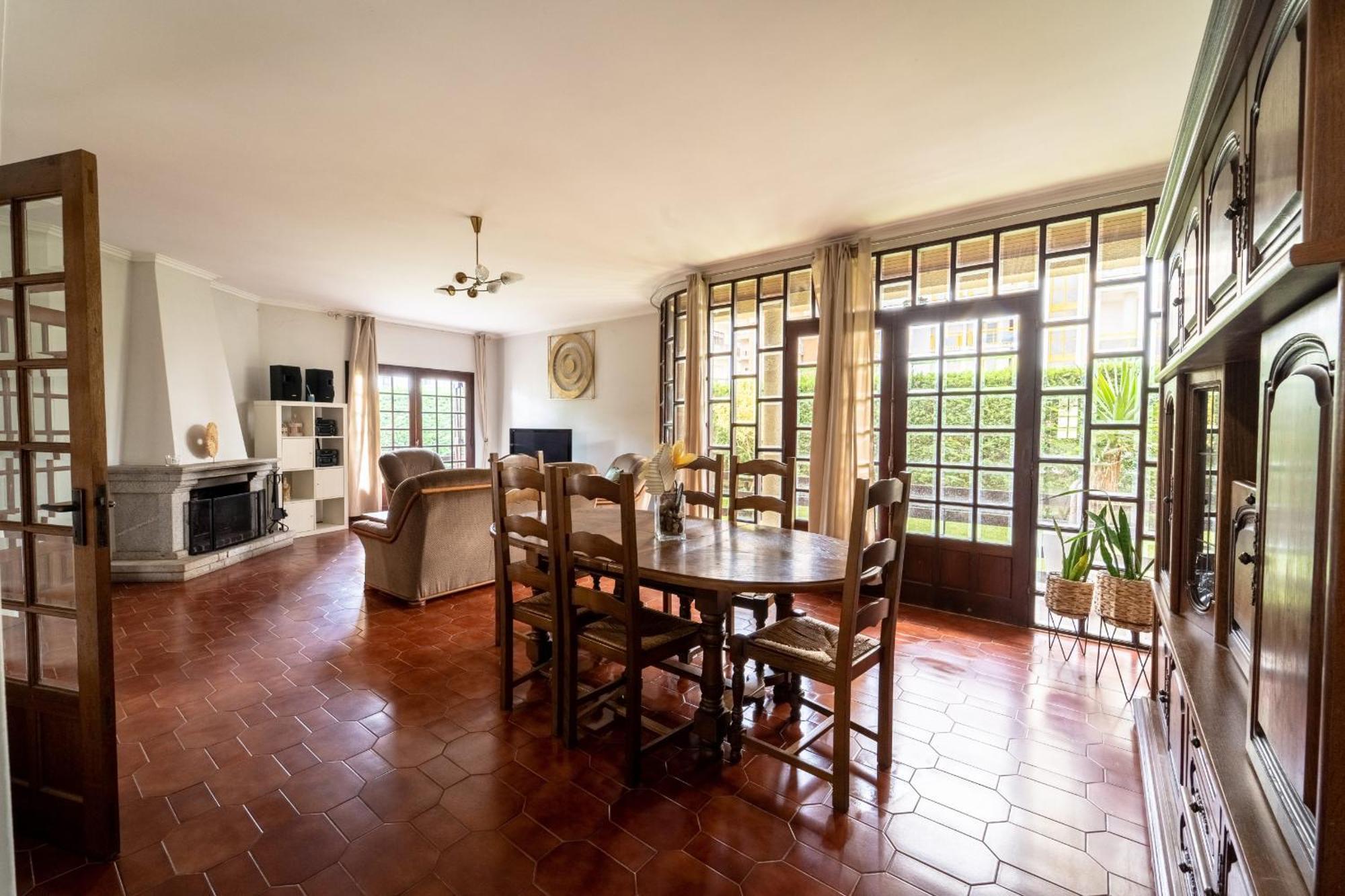 Amorosa Villa, 500M From The Beach By House And People Esterno foto