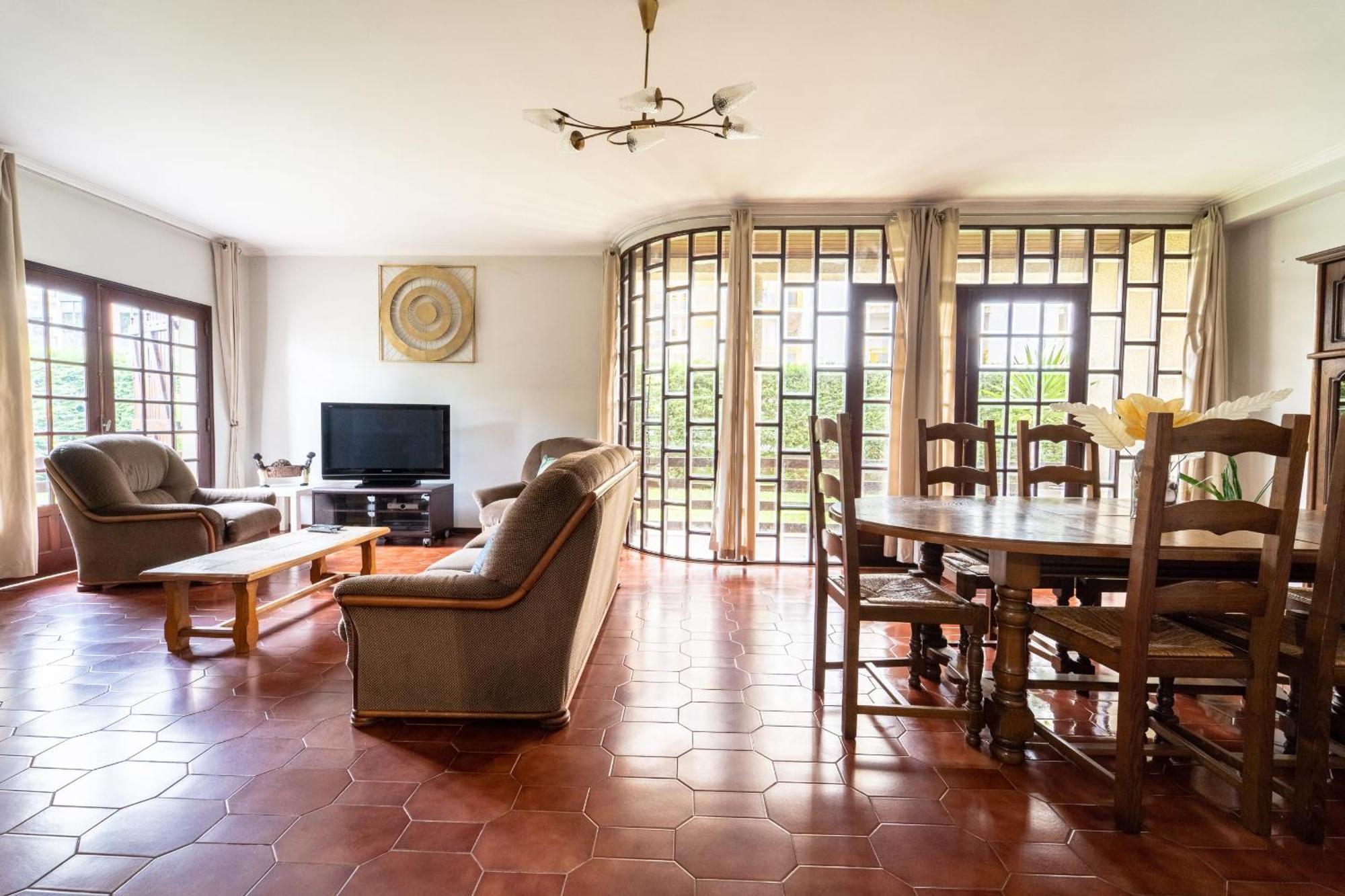 Amorosa Villa, 500M From The Beach By House And People Esterno foto